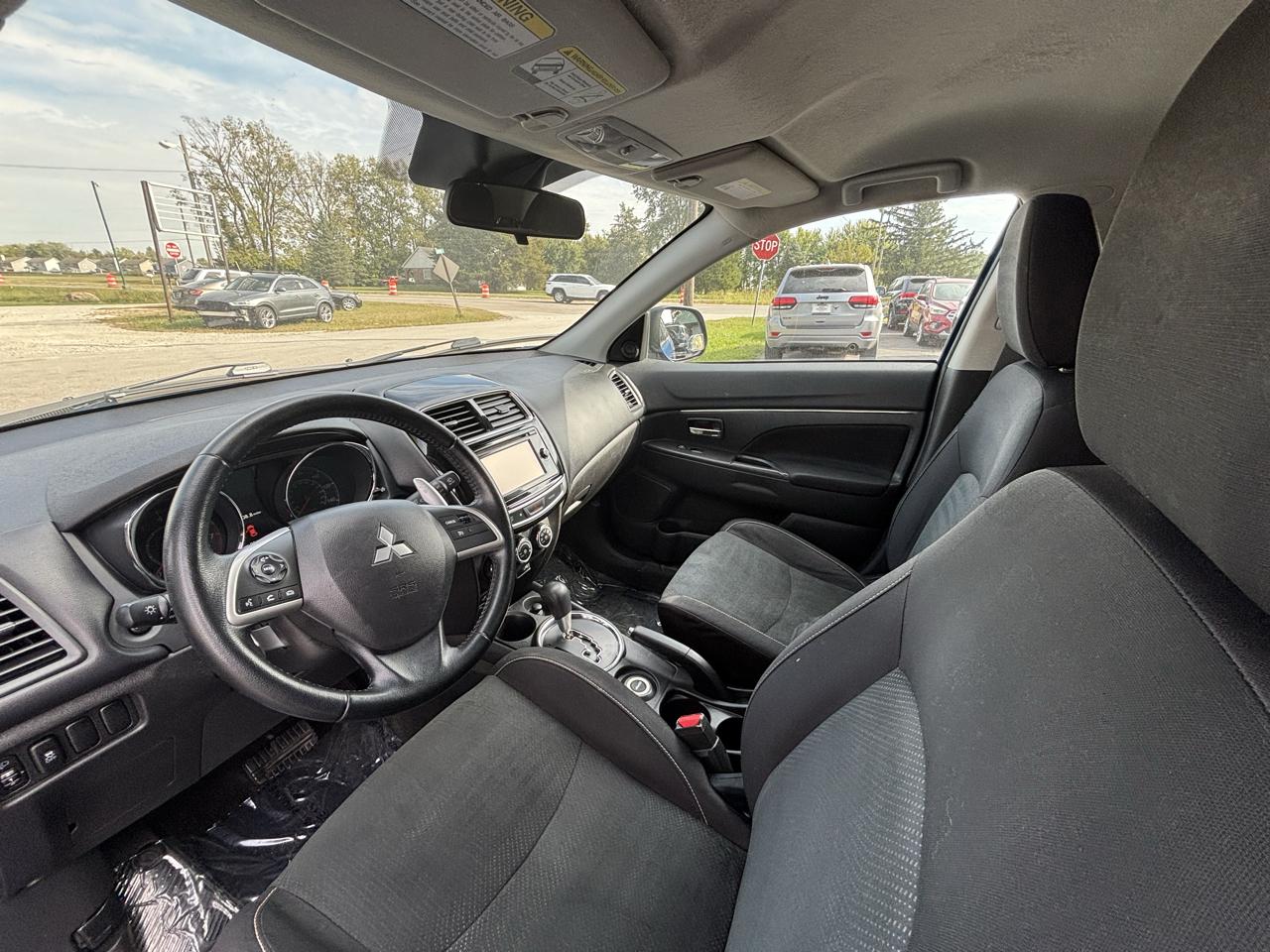 2018 Mitsubishi Outlander Sport LE - Photo 8