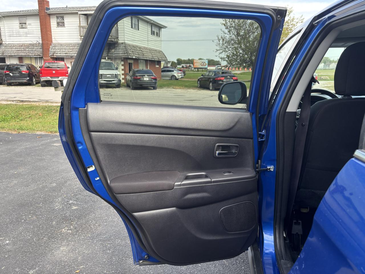 2018 Mitsubishi Outlander Sport LE - Photo 21