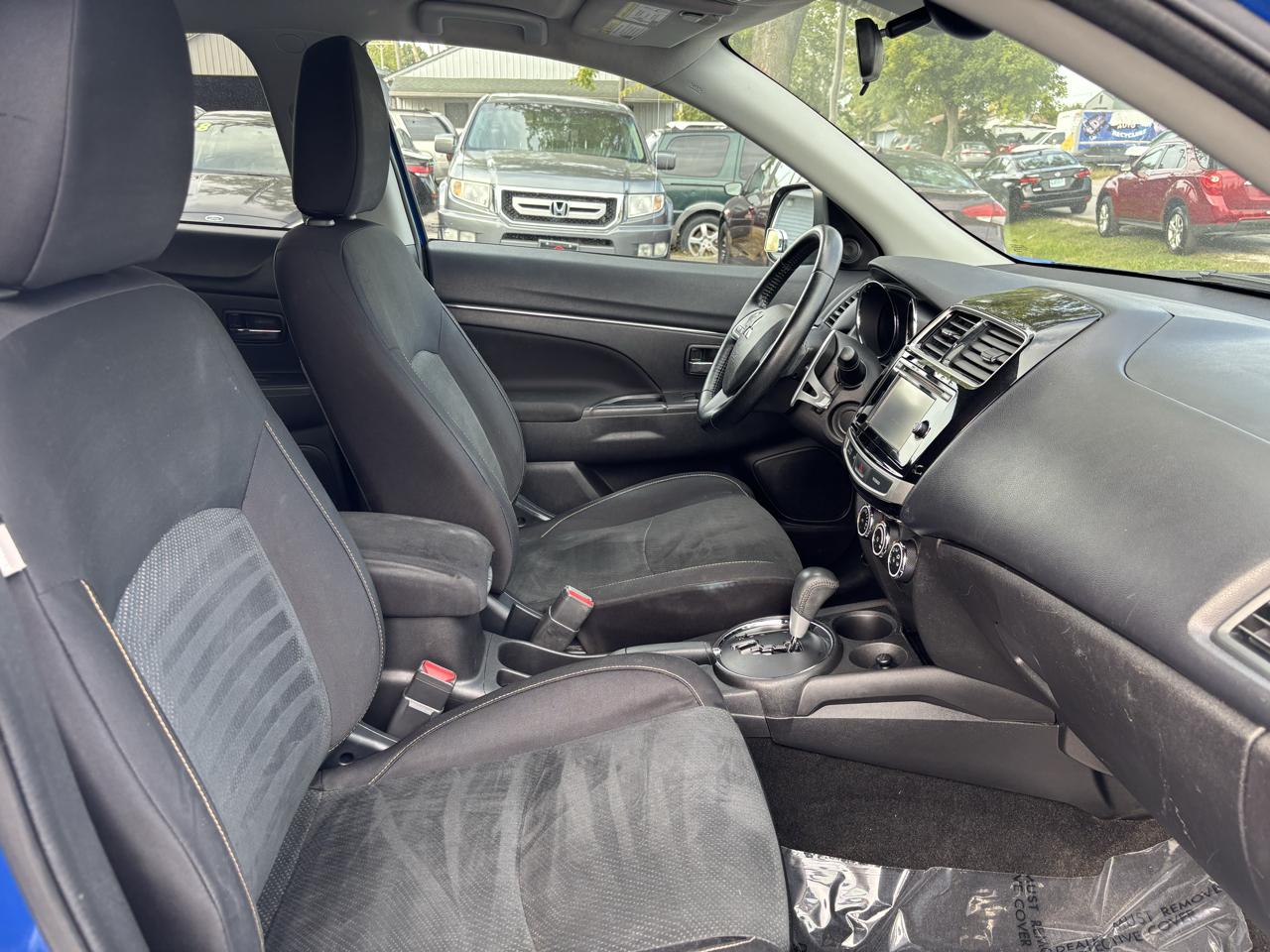 2018 Mitsubishi Outlander Sport LE - Photo 28