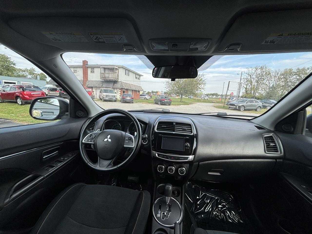 2018 Mitsubishi Outlander Sport LE - Photo 33