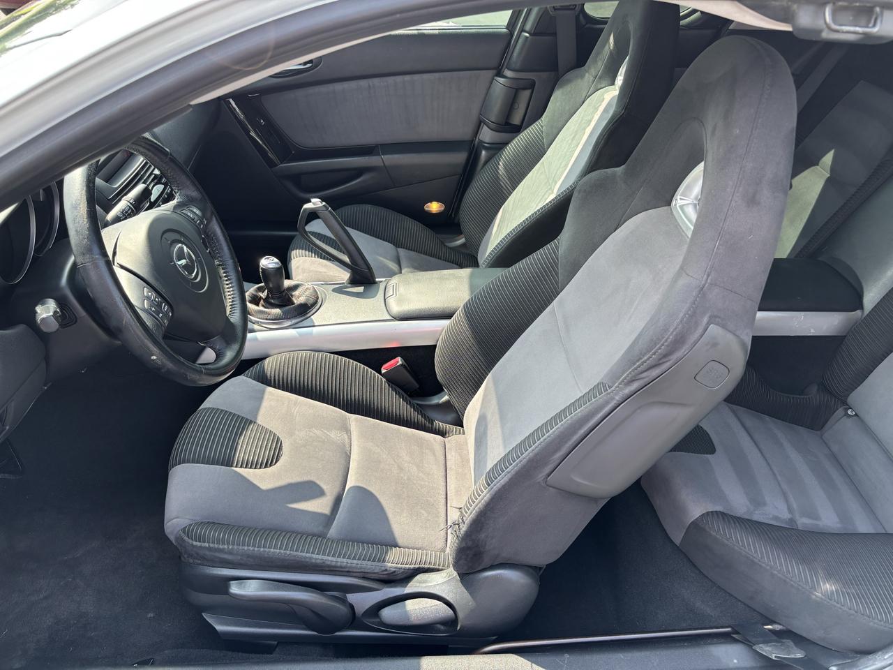 Mazda RX-8 6-Speed 2005
