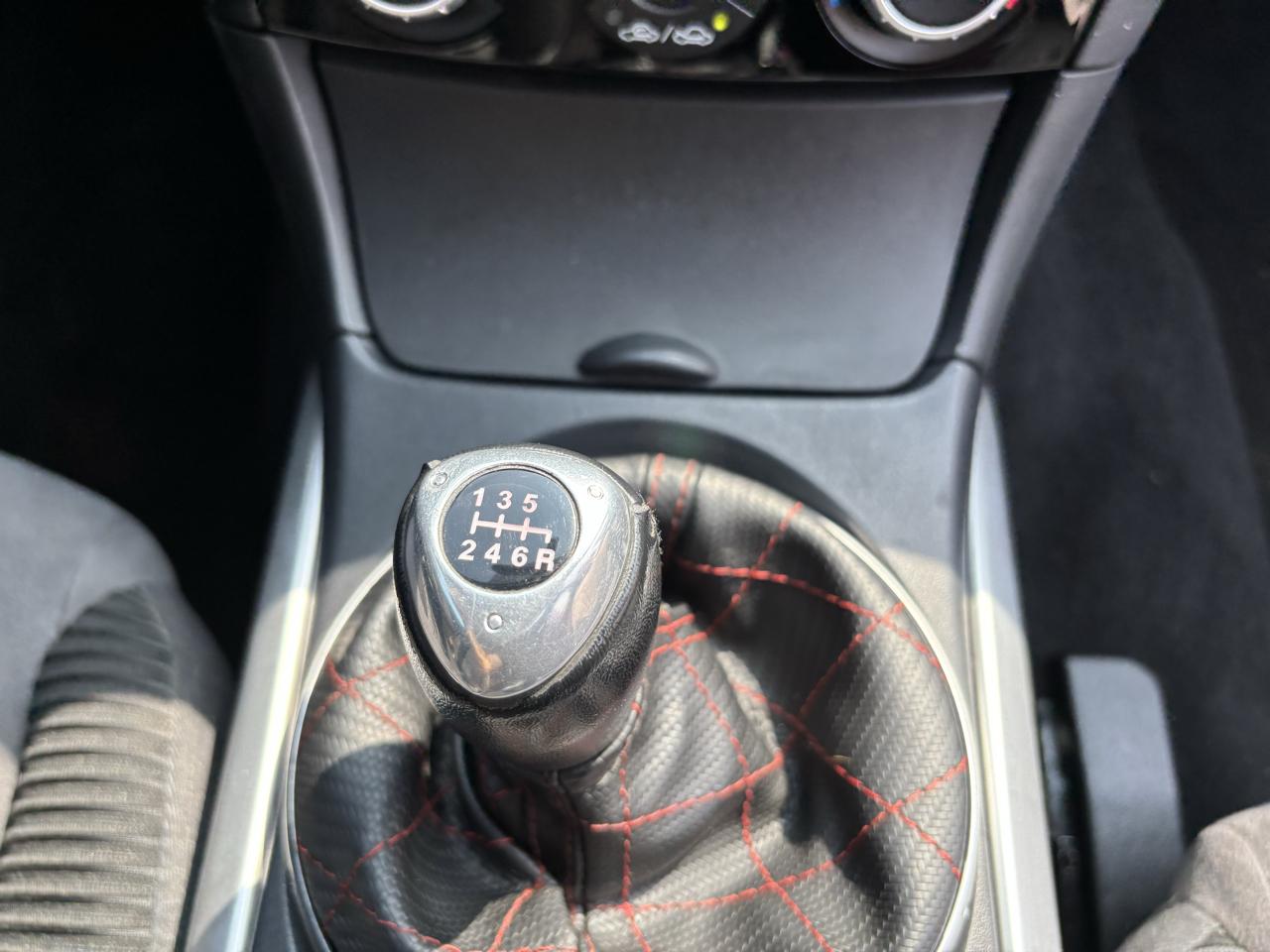 Mazda RX-8 6-Speed 2005
