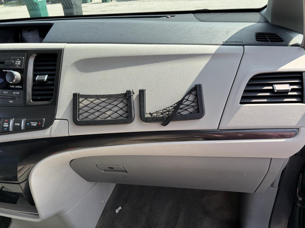 Toyota Sienna LE FWD 8-Passenger V6 2013