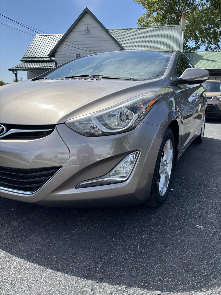 Hyundai Elantra SE 6AT 2016
