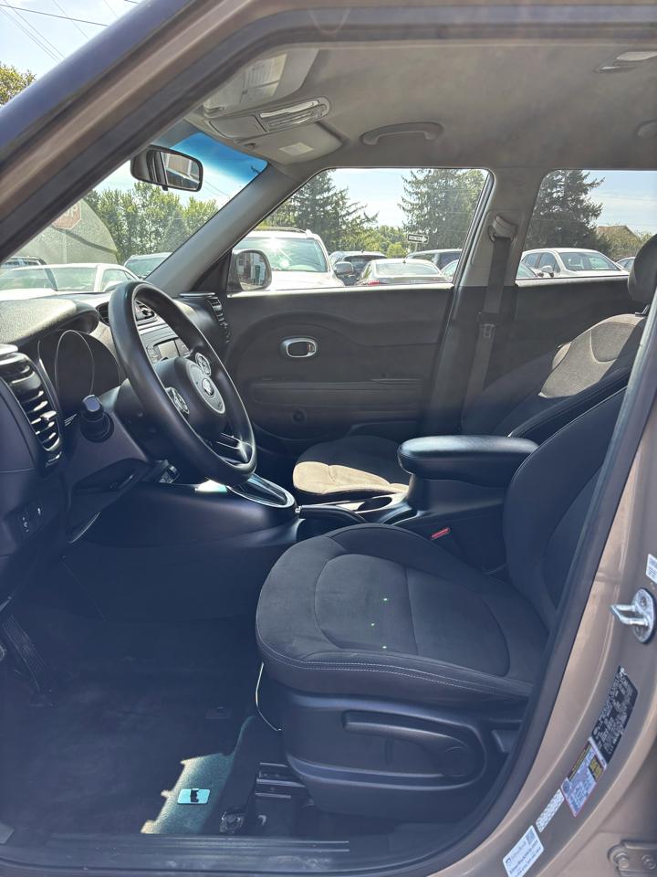 Kia Soul Base 6A 2016