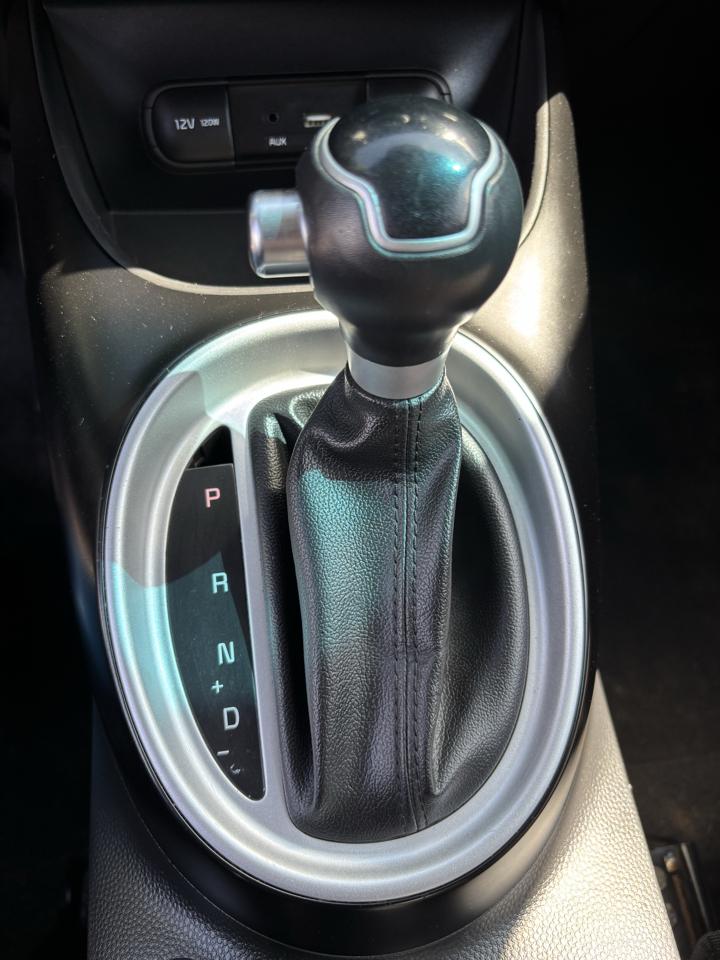 Kia Soul Base 6A 2016