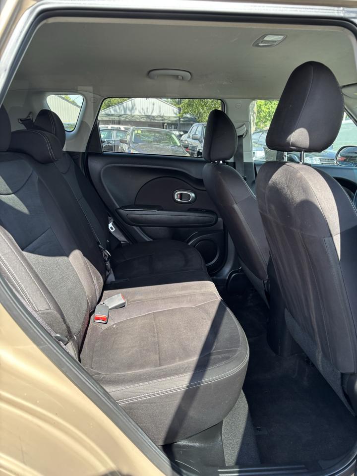 Kia Soul Base 6A 2016