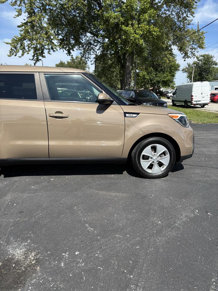 Kia Soul Base 6A 2016