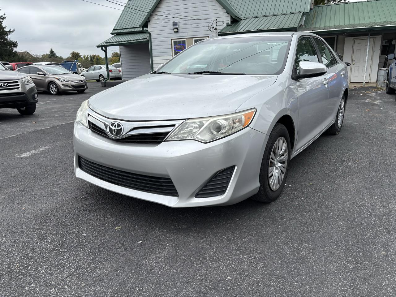 Toyota Camry SE 2012