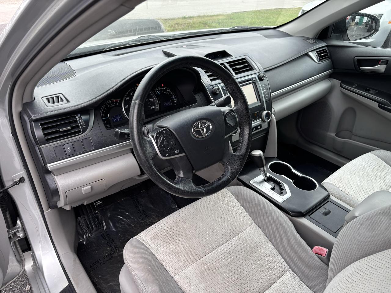 Toyota Camry SE 2012