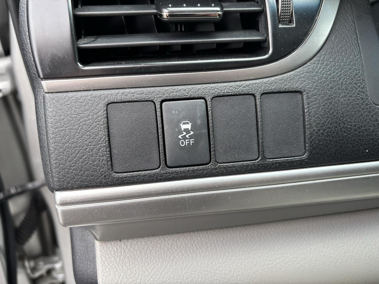Toyota Camry SE 2012