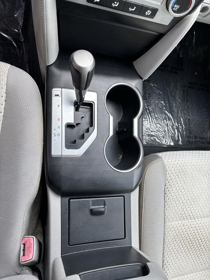 Toyota Camry SE 2012