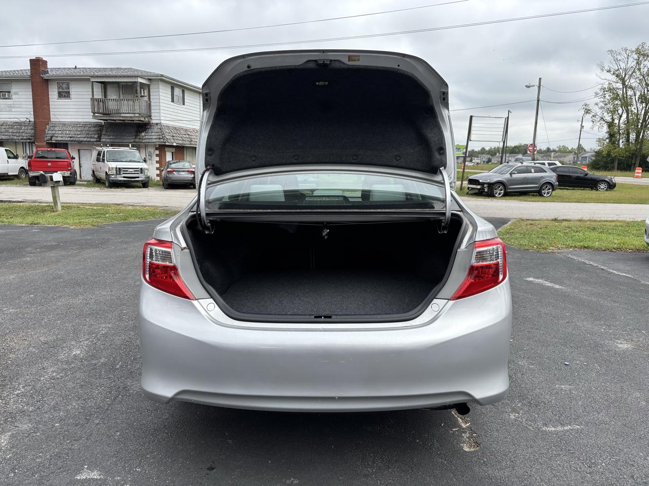 Toyota Camry SE 2012