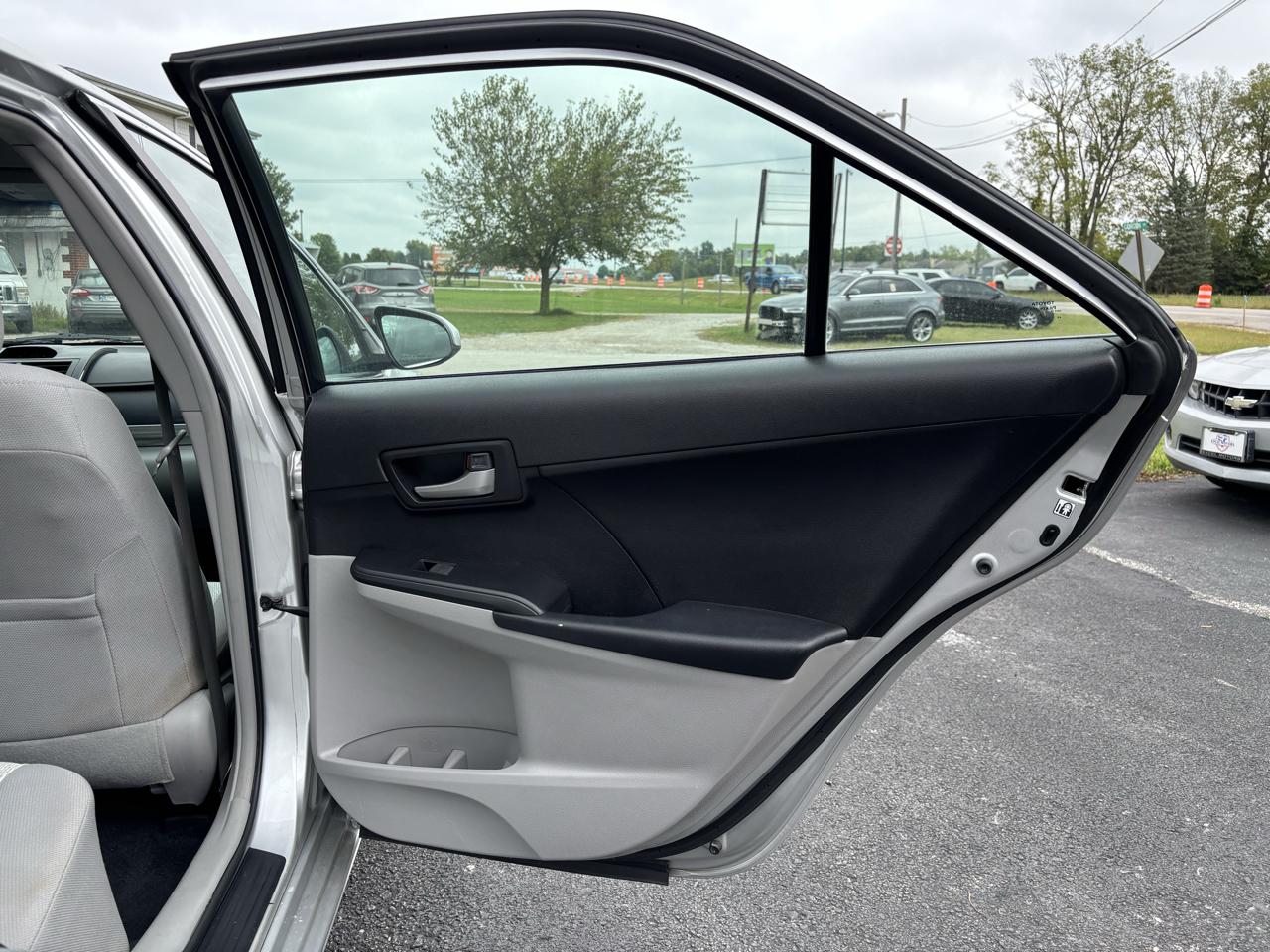 Toyota Camry SE 2012