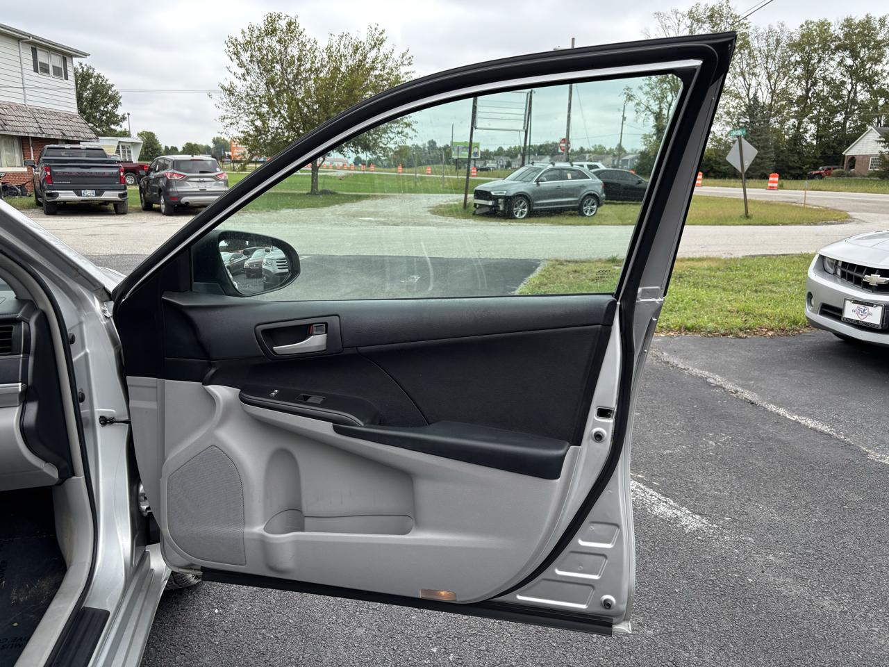Toyota Camry SE 2012