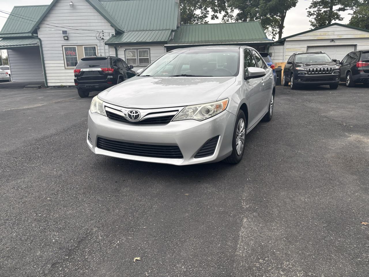 Toyota Camry SE 2012