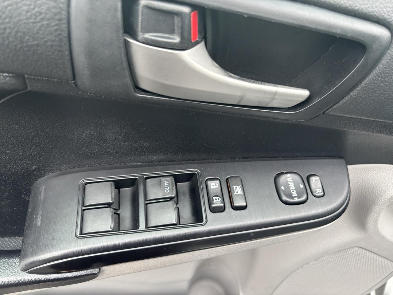 Toyota Camry SE 2012