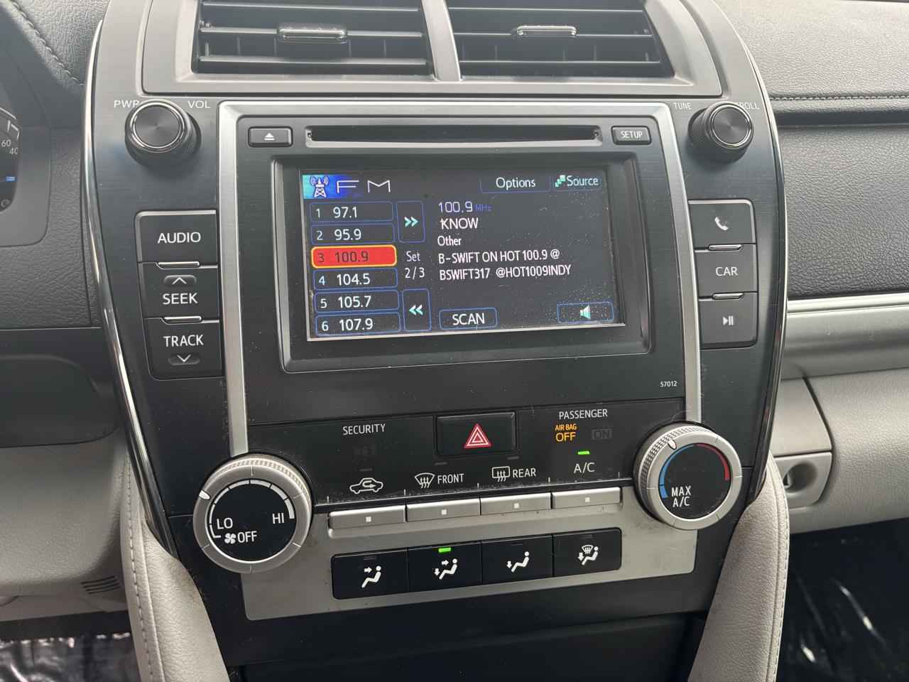 Toyota Camry SE 2012