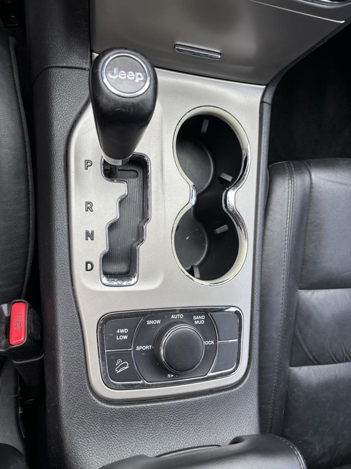 Jeep Grand Cherokee Laredo 4WD 2013