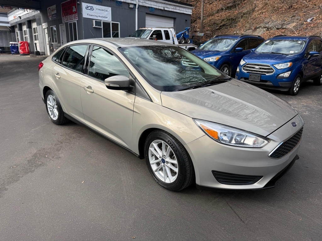 Ford Focus  2015
