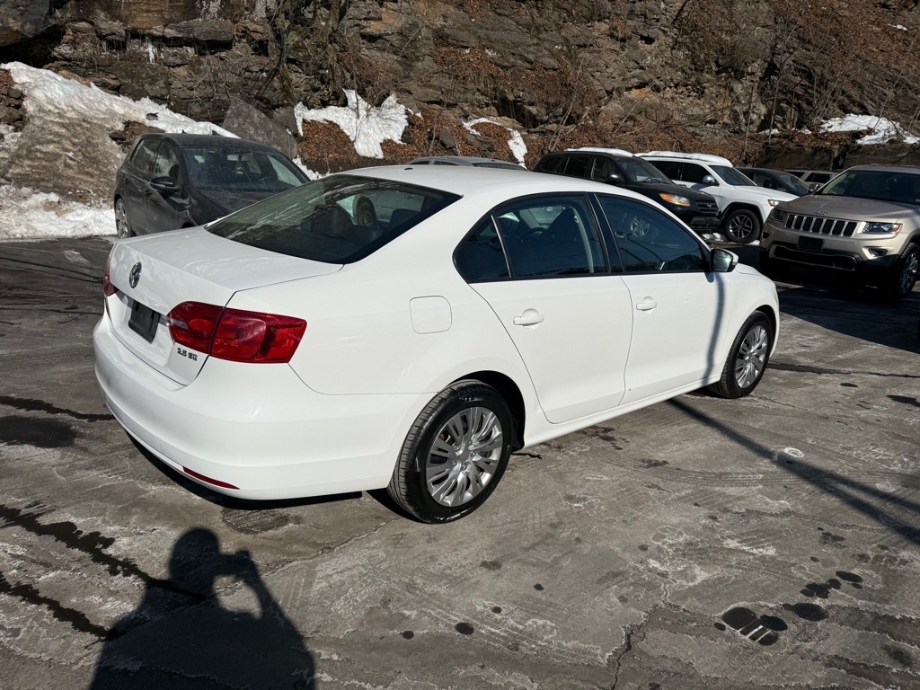 Volkswagen Jetta  2012