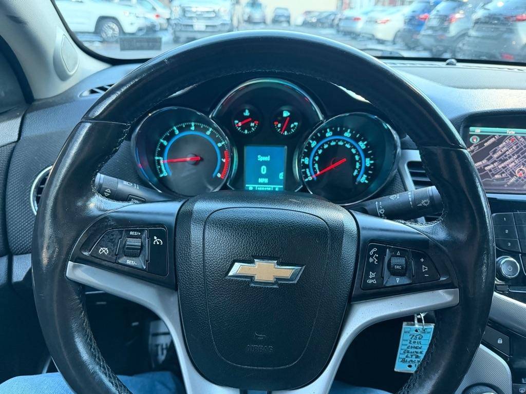 Chevrolet Cruze  2011