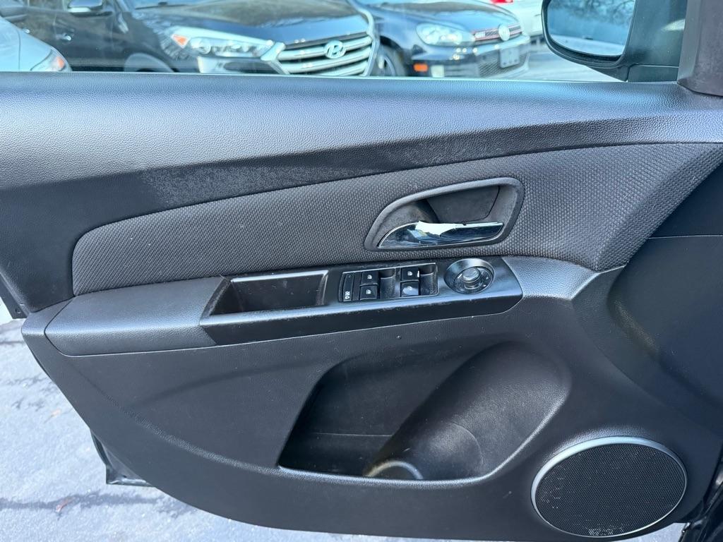 Chevrolet Cruze  2011