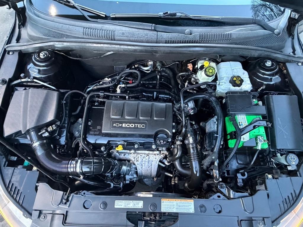 Chevrolet Cruze  2011