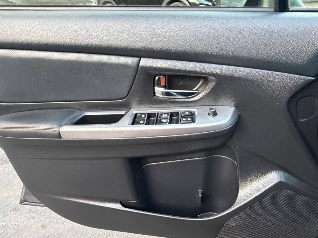 Subaru Crosstrek  2016