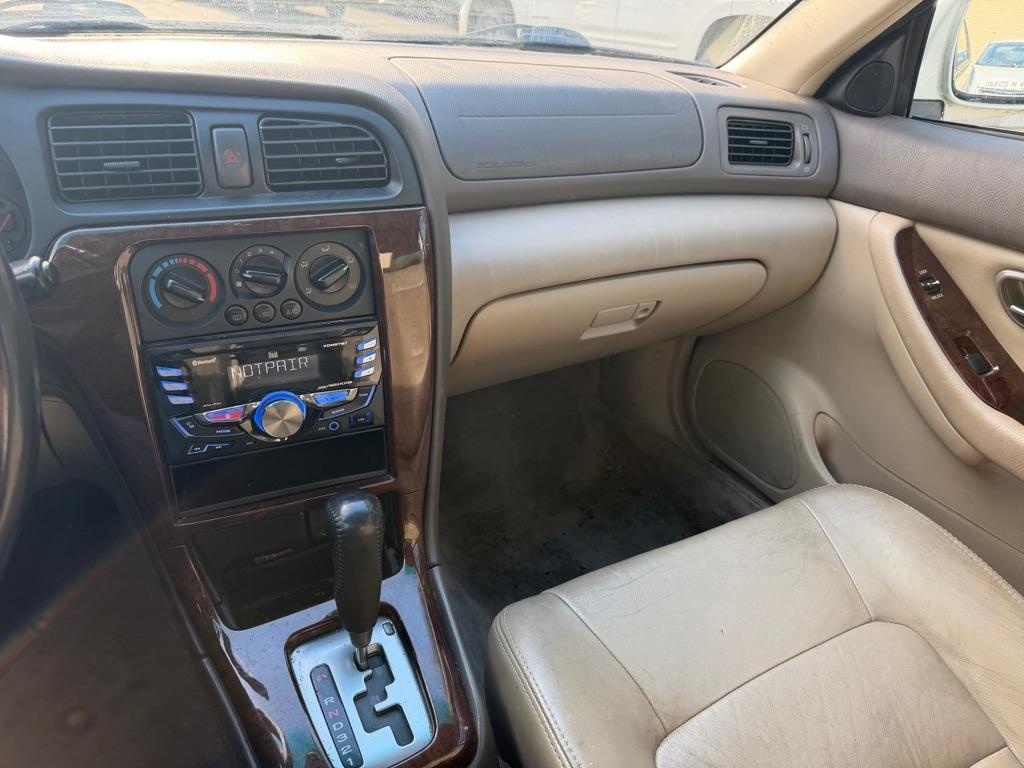 Subaru Outback  2002