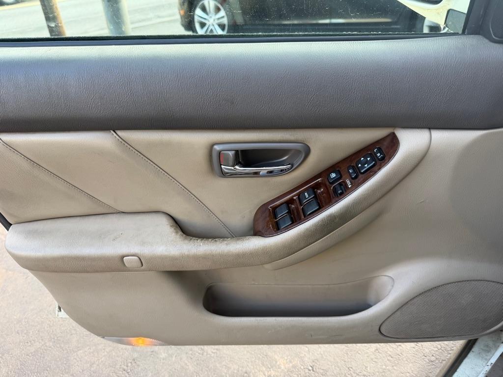 Subaru Outback  2002