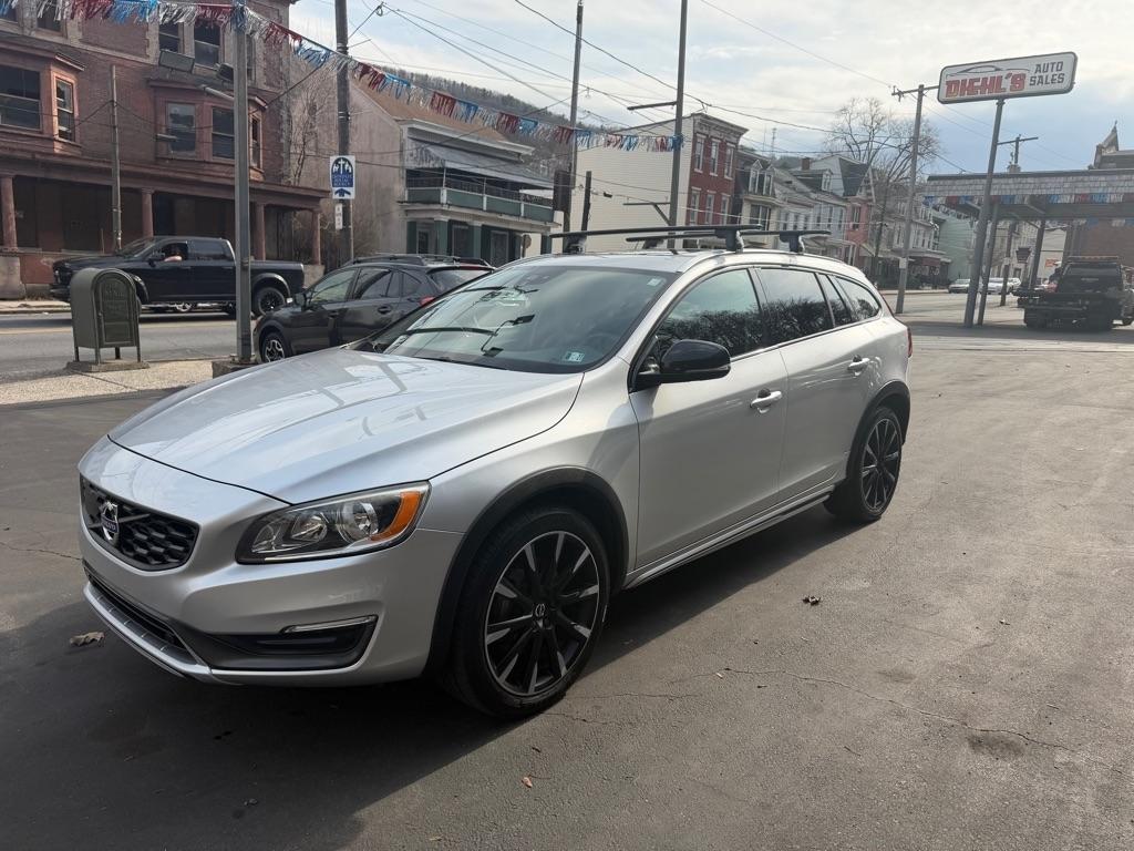 Volvo V60 Cross Country  2016
