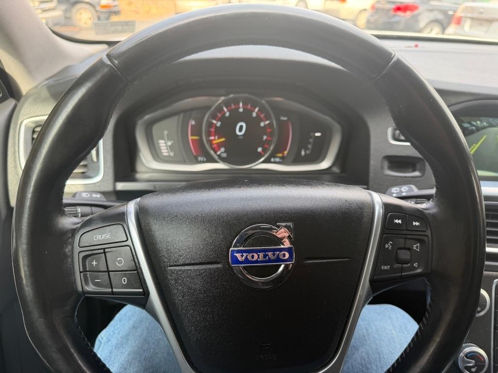 Volvo V60 Cross Country  2016