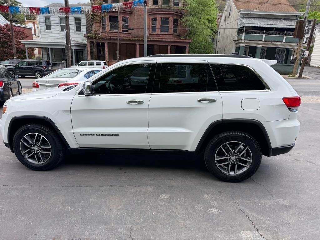 Jeep Grand Cherokee  2017