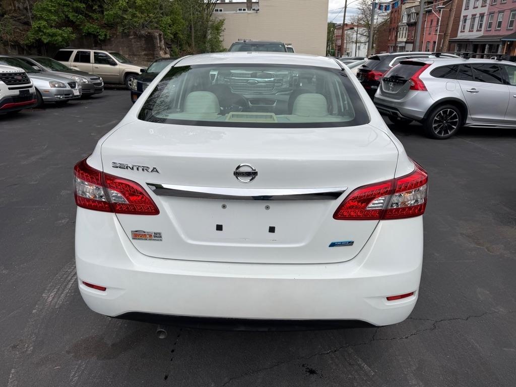 Nissan Sentra  2014