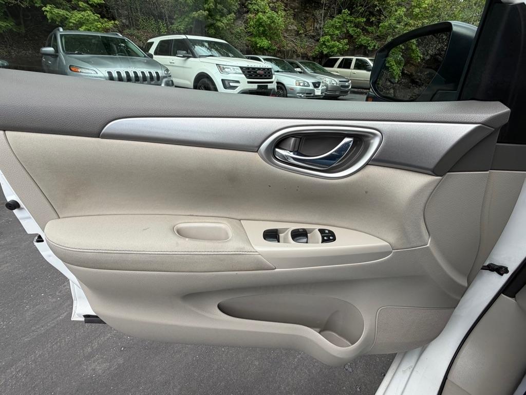 Nissan Sentra  2014