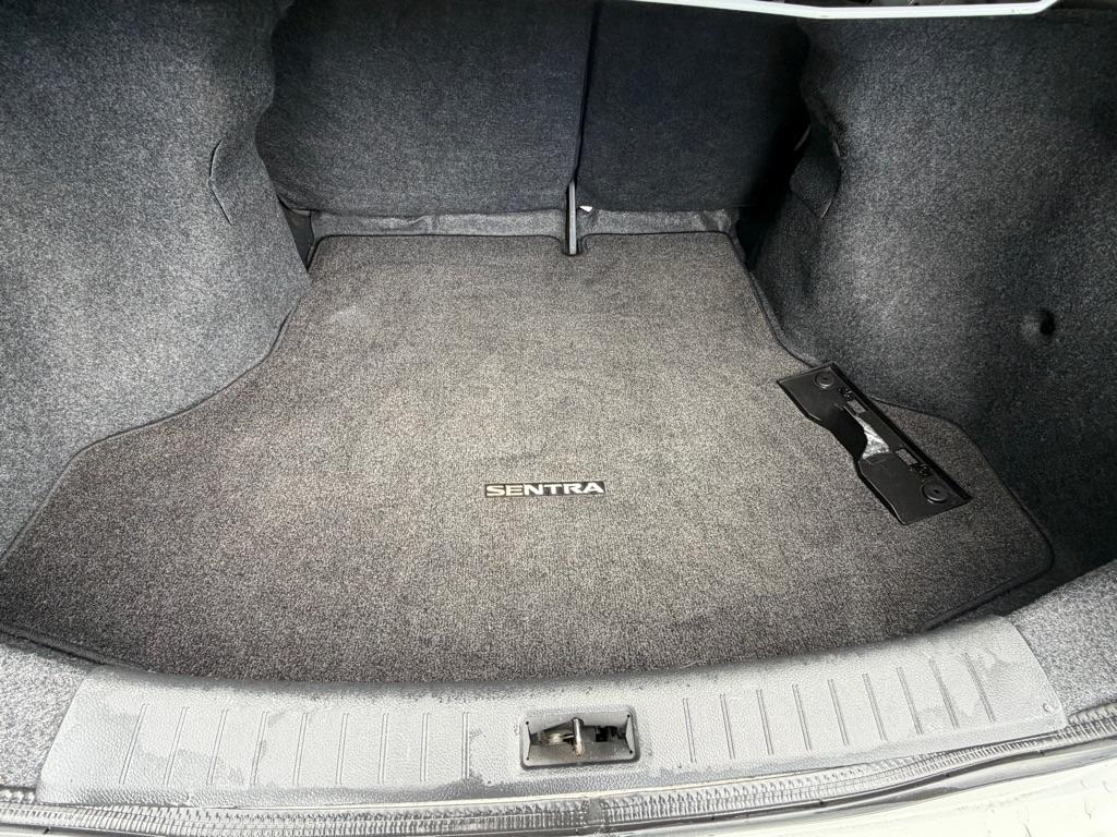 Nissan Sentra  2014