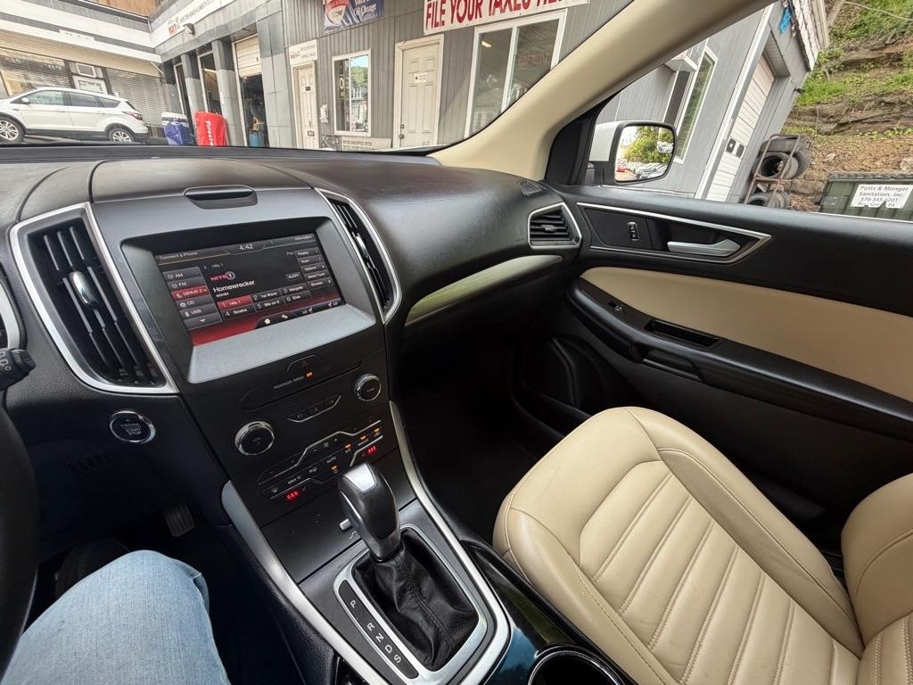Ford Edge  2015