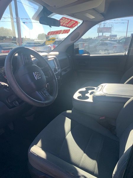 RAM 1500 Tradesman Quad Cab 2WD 2014