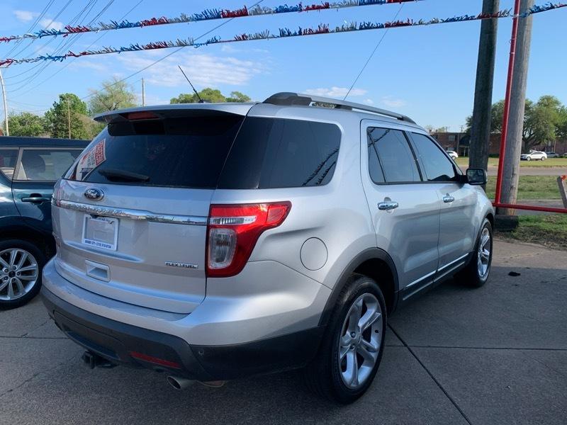 Ford Explorer Limited FWD 2013