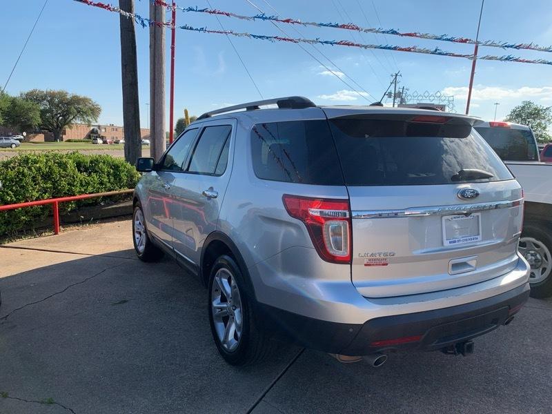 Ford Explorer Limited FWD 2013