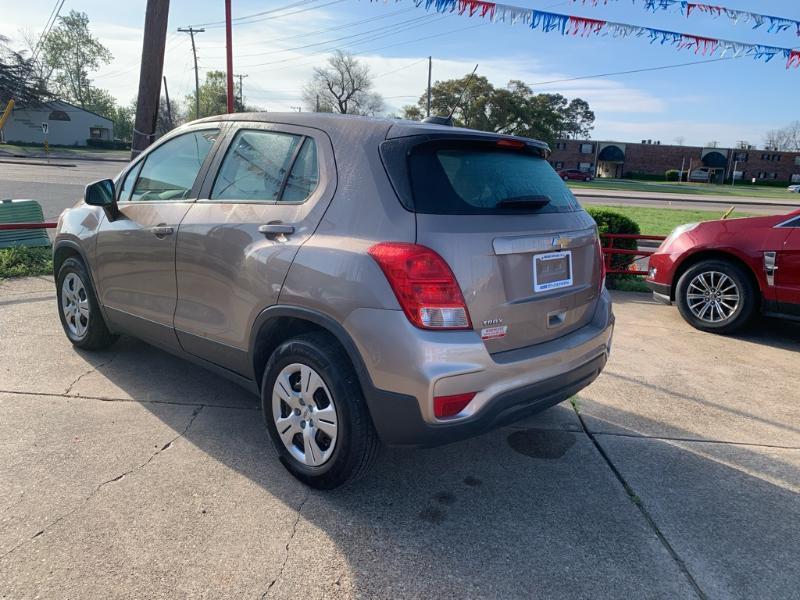 Chevrolet Trax LS FWD 2018