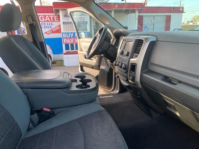 RAM 1500 SLT Quad Cab 2WD 2014