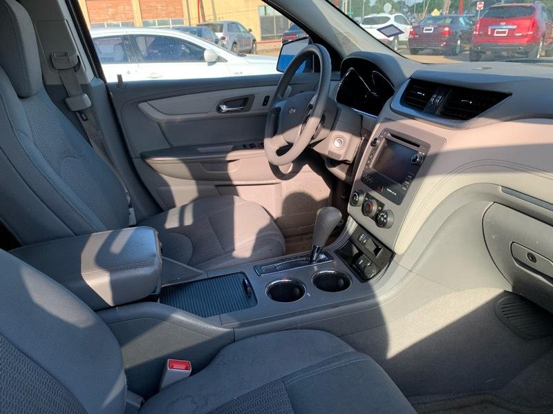 Chevrolet Traverse LS FWD 2017