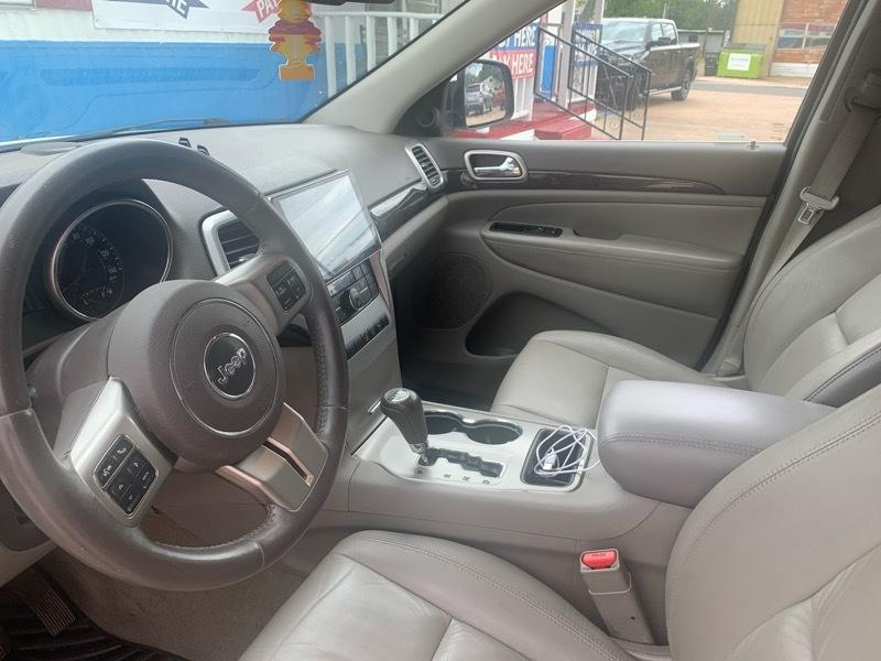 Jeep Grand Cherokee Laredo 2WD 2013