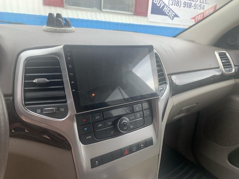 Jeep Grand Cherokee Laredo 2WD 2013