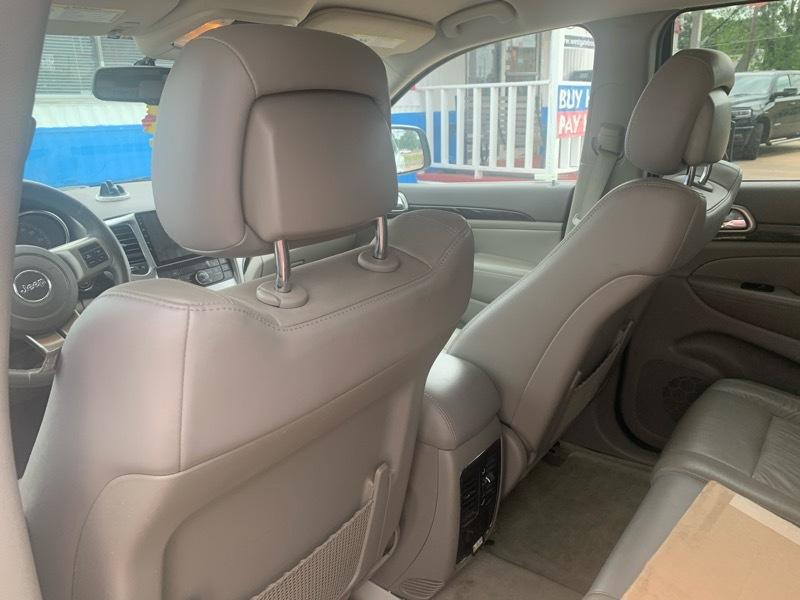 Jeep Grand Cherokee Laredo 2WD 2013