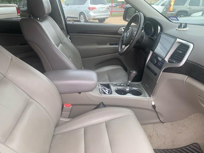 Jeep Grand Cherokee Laredo 2WD 2013