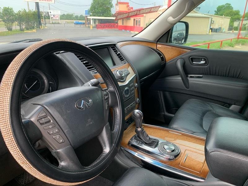 Infiniti QX56 2WD 2012