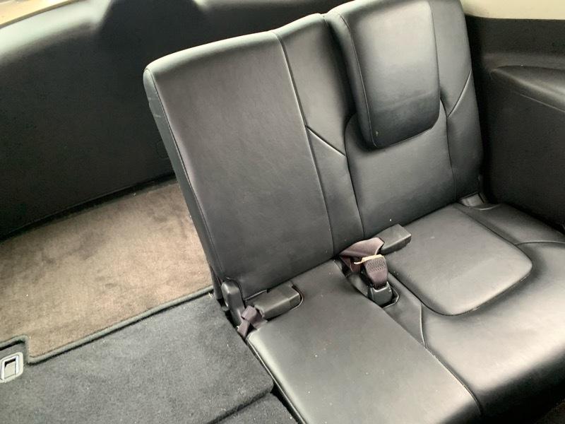 Infiniti QX56 2WD 2012